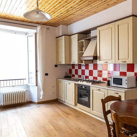 Magico Loft Nel Centro Storico Daire Toscolano Maderno Dış mekan fotoğraf